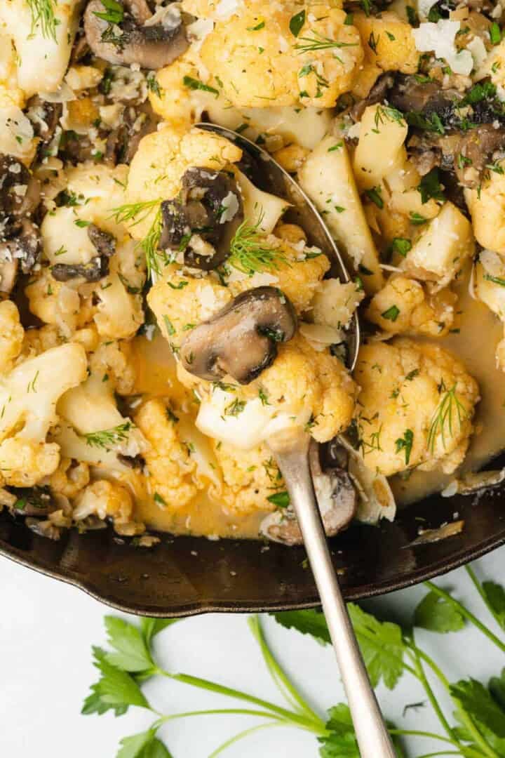 Garlic Mushrooms Cauliflower Skillet Recipe (1)
