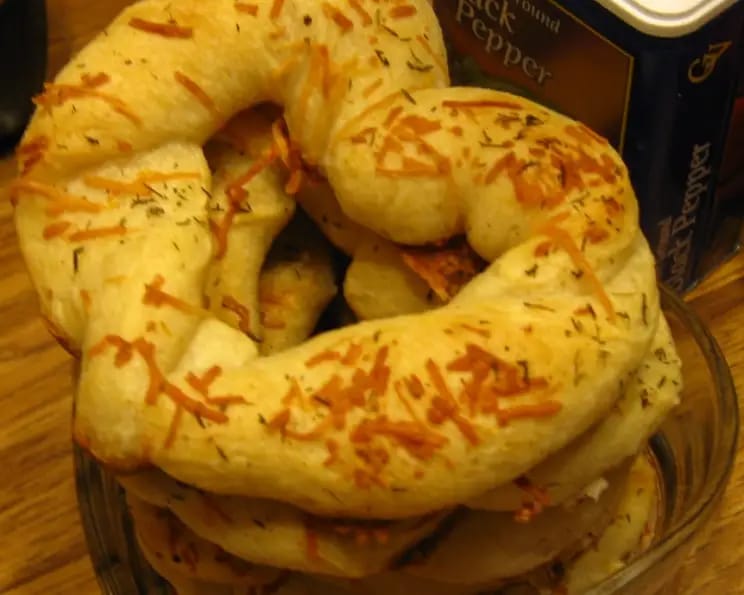 Heart Shaped Breadsticks Recipe (3)