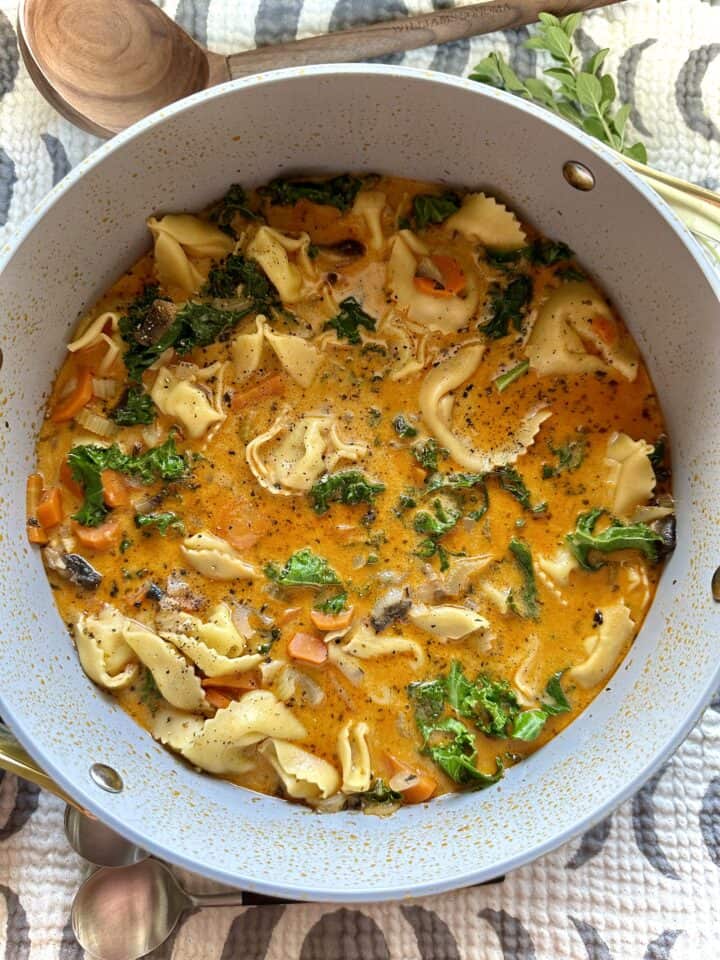 One Pot Ravioli Soup Recipe (4)