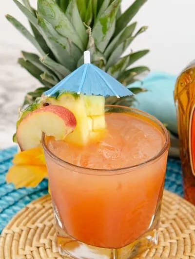 Royal Peach Cocktail Recipe (1)