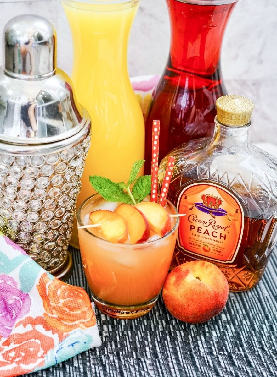 Royal Peach Cocktail Recipe (2)