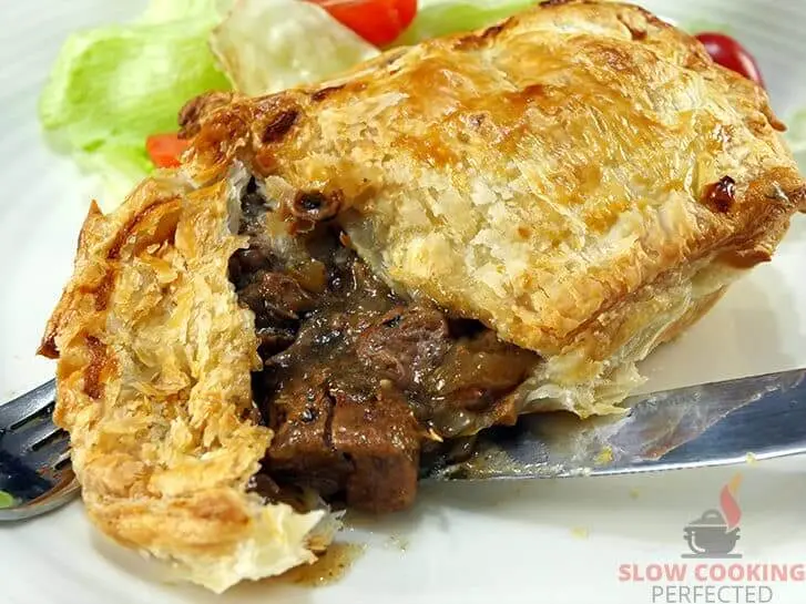 Slow cooker beef pie
