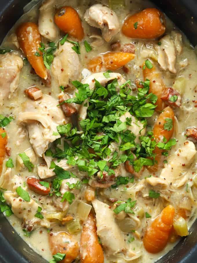 Slow cooker chicken casserole