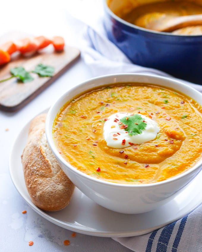 Spiced carrot & lentil soup