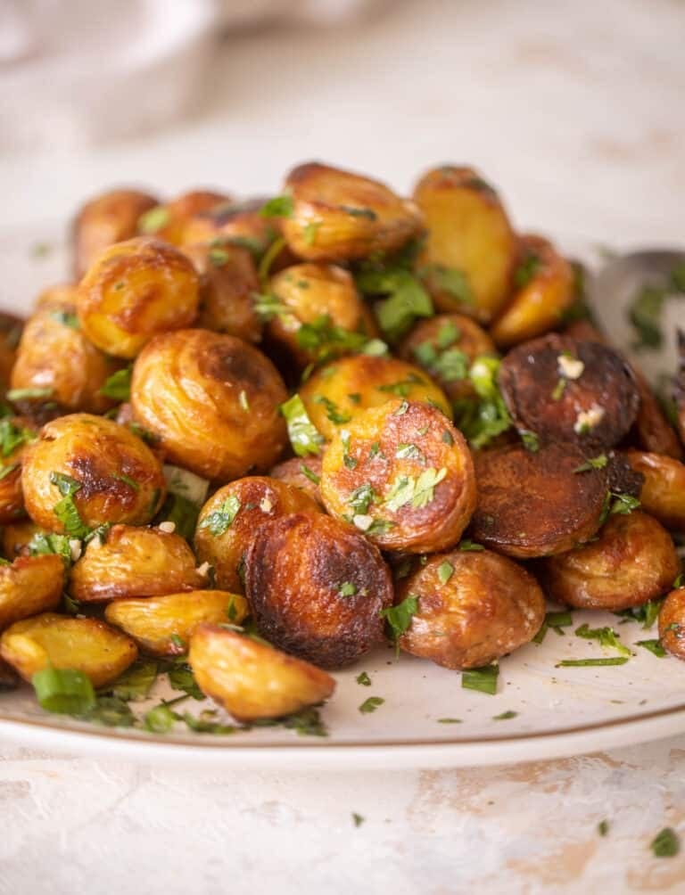 Garlic Herb Roasted Potatoes (1)