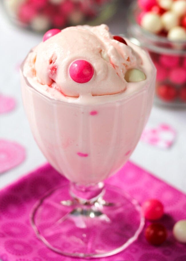 Homemade Bubblegum Ice Cream (1)