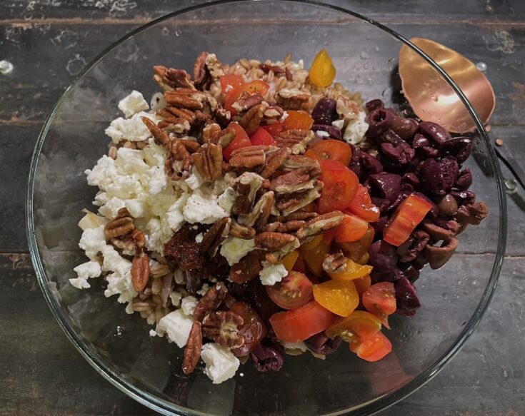 Mediterranean Farro Bowl (1)