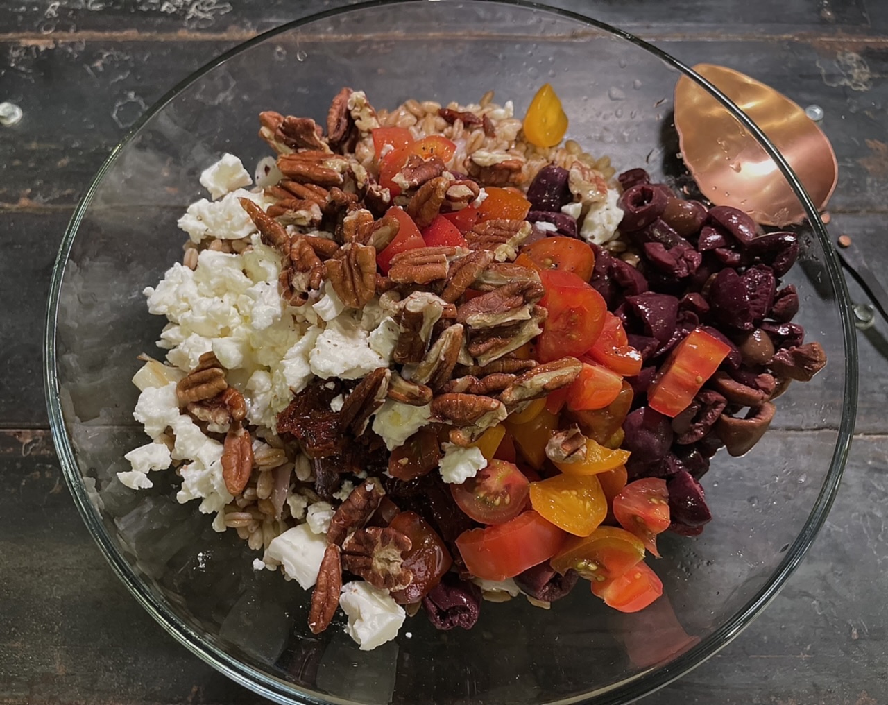 Mediterranean Farro Bowl (1)