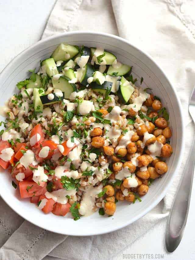 Mediterranean Farro Bowl (3)