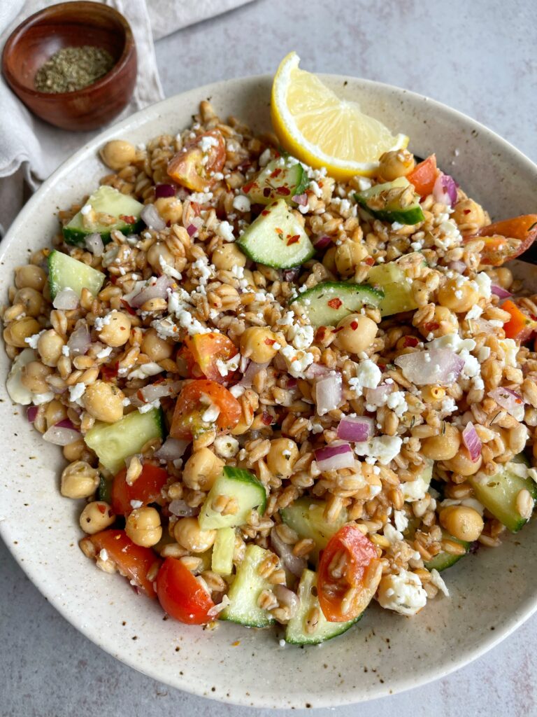Mediterranean Farro Bowl (4)