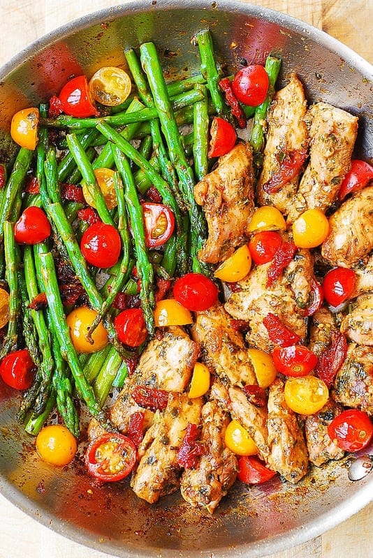 One Pan Pesto Chicken and Vegetables (3)