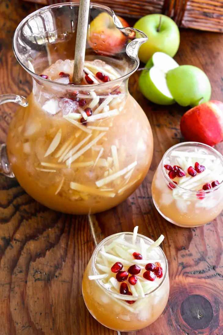 Sparkling Apple Cider Sangria