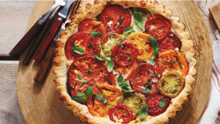 Tomato, Cheddar, And Bacon Pie