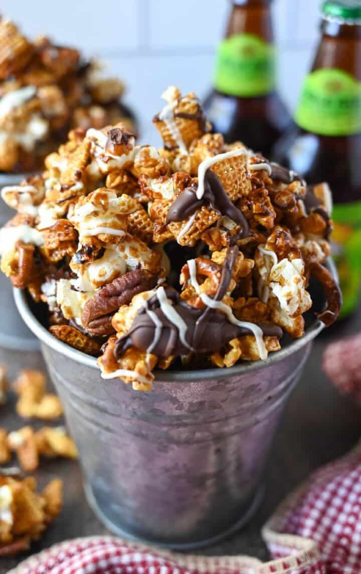 Caramel Snack Mix Recipe (1)