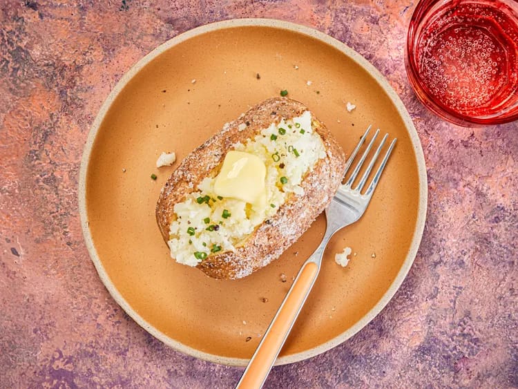 Crispy Air Fryer Baked Potato Recipe (3)