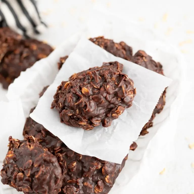 No Bake Chocolate Oatmeal Cookies Recipe (2)