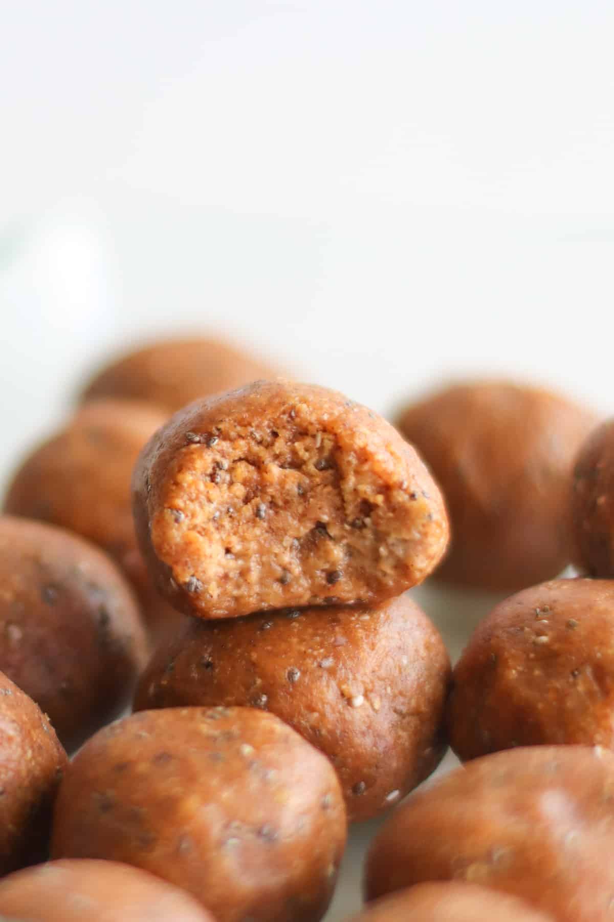No Bake Pumpkin Balls
