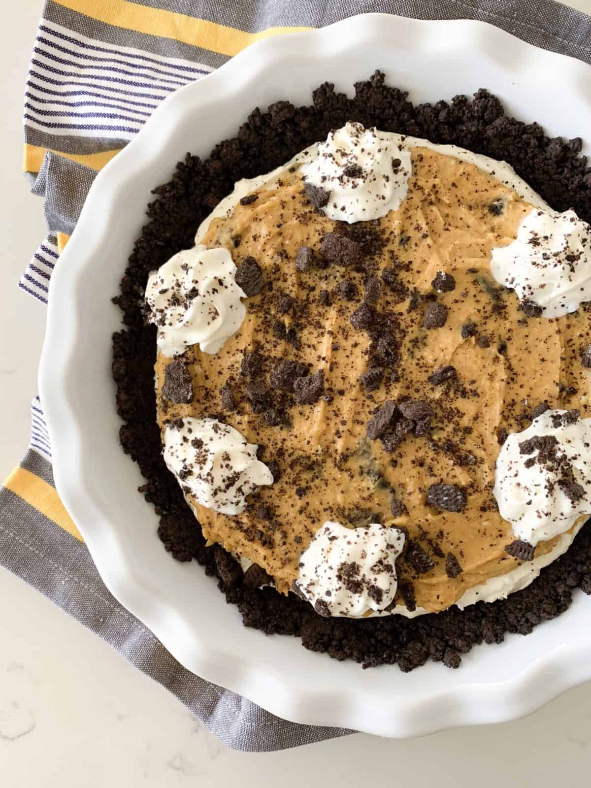 Oreo Pumpkin No Bake Cheesecake