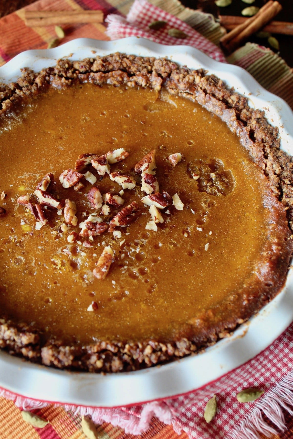 Pumpkin Pie with Caramel Sauce