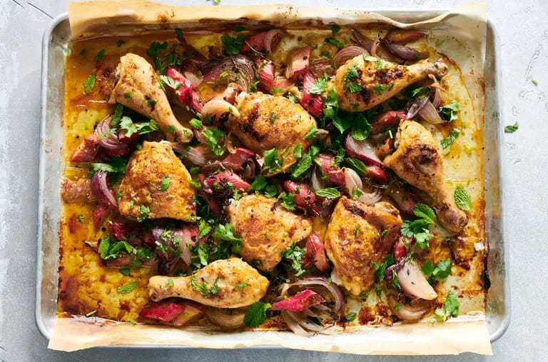 Sheet Pan Roasted Red Onion Chicken Recipe (3)