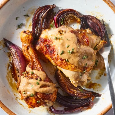 Sheet Pan Roasted Red Onion Chicken Recipe (4)