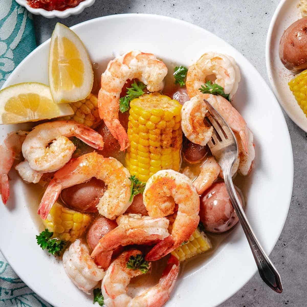 Shrimp Boil with Corn and Potatoes