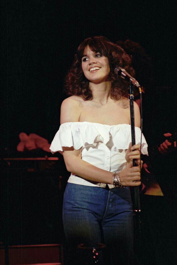 Linda Ronstadt (19) Linda Ronstadt (19)