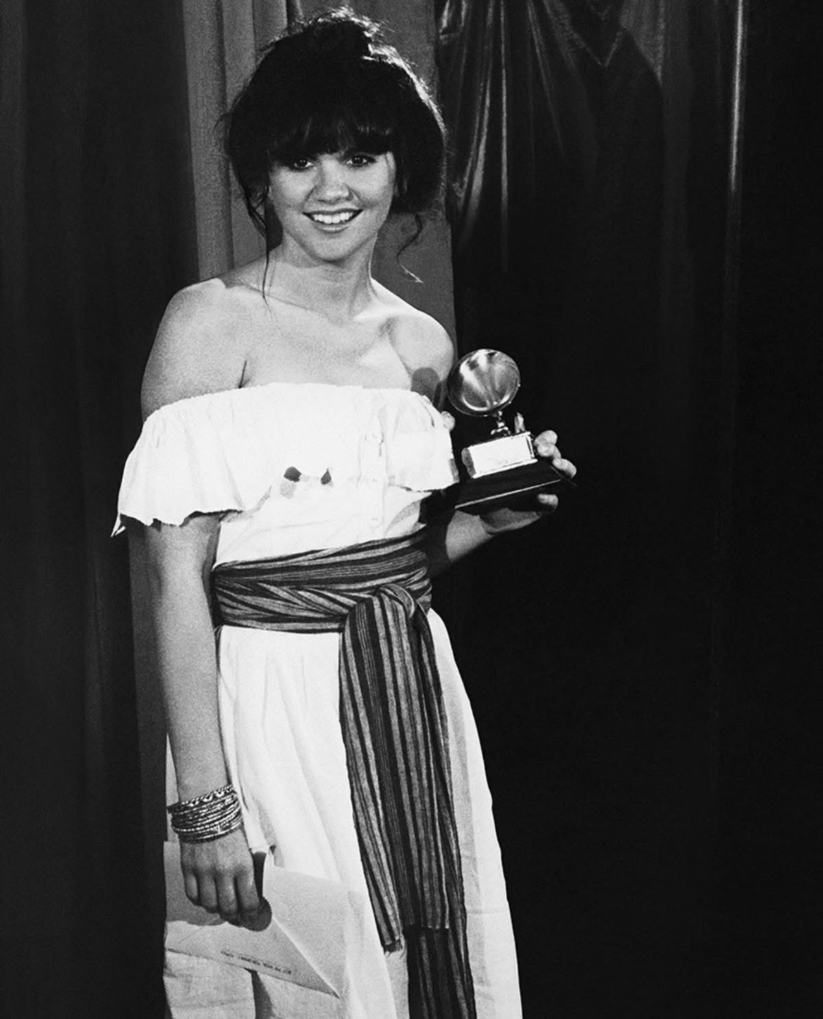 Linda Ronstadt (25)