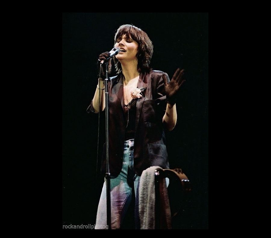 Linda Ronstadt (29)